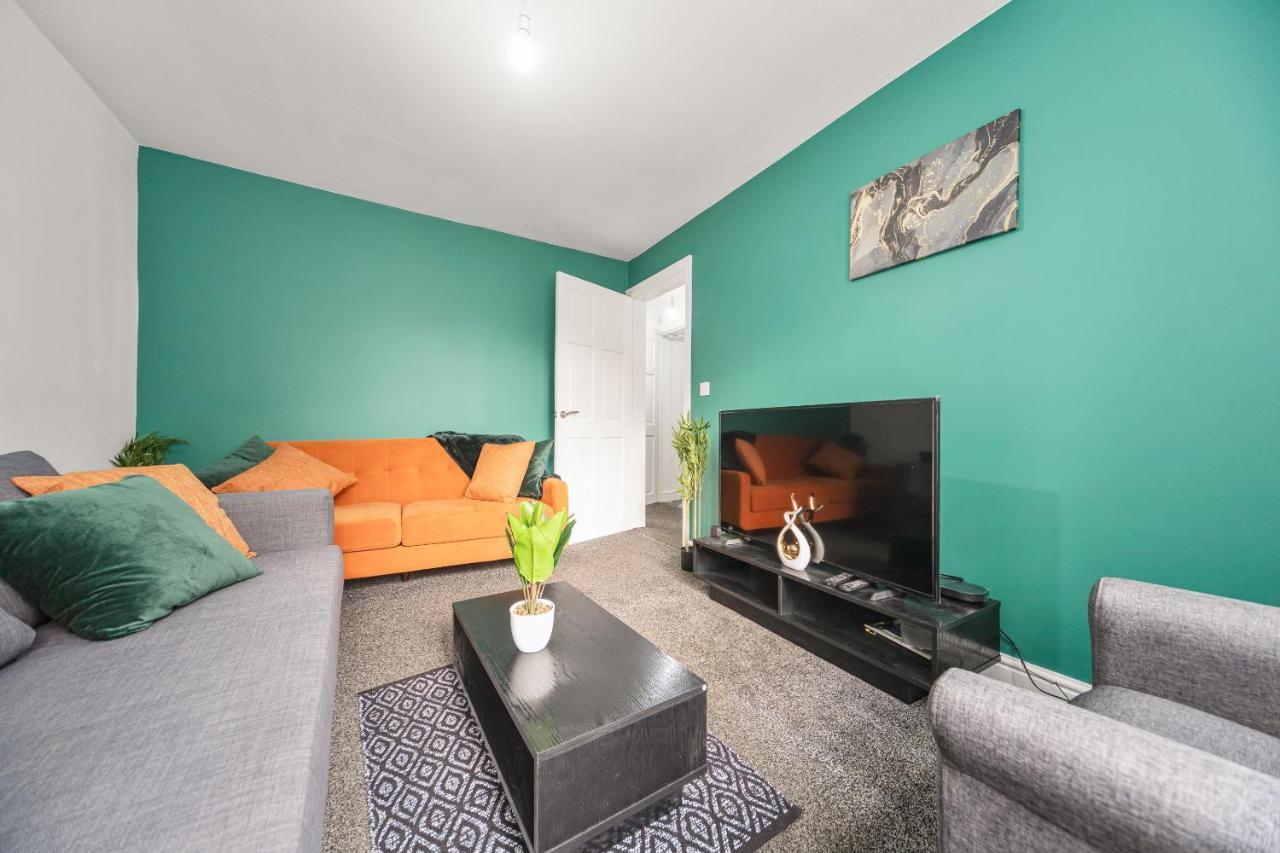 Exclusive House For Contractors And Families Villa Bradford  Eksteriør bilde