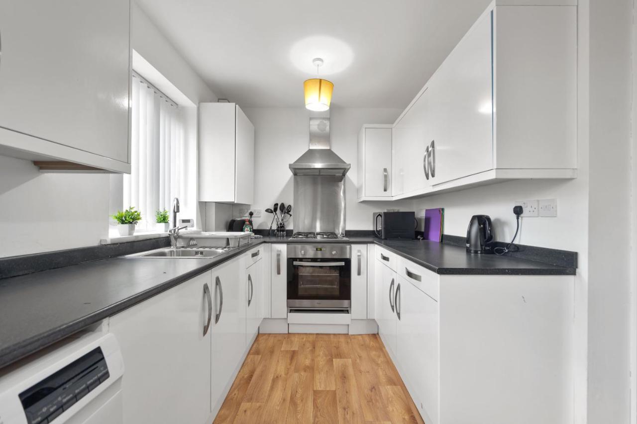 Exclusive House For Contractors And Families Villa Bradford  Eksteriør bilde