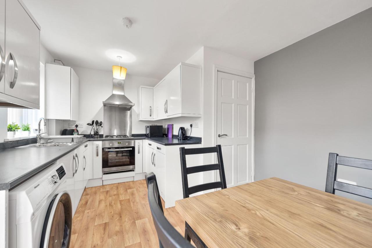 Exclusive House For Contractors And Families Villa Bradford  Eksteriør bilde